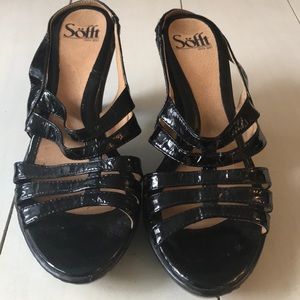 Sofft size 7.5 platform heel sandals. Black patent